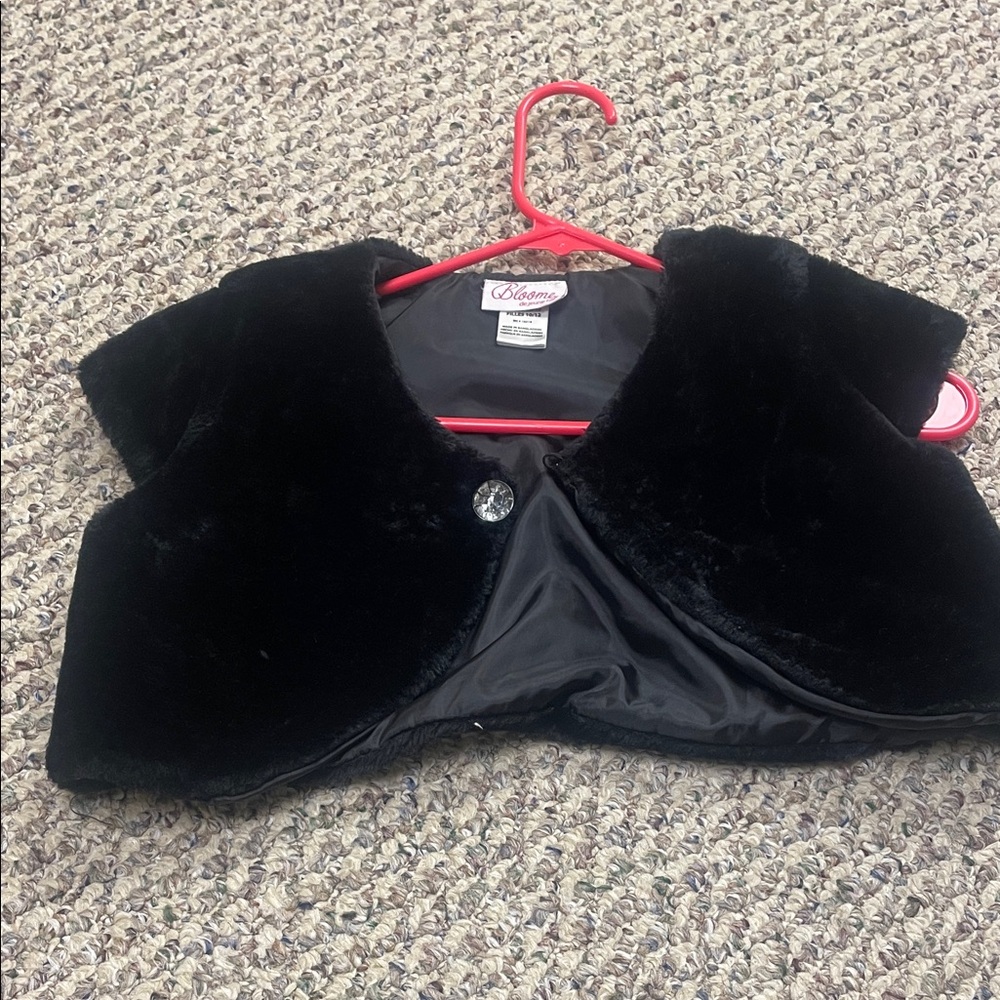 Chic Black Faux Fur Kids Vest